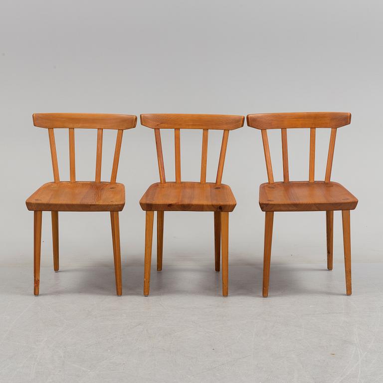 Three pieces of Carl Malmsten chairs in pinewood, 20th century.