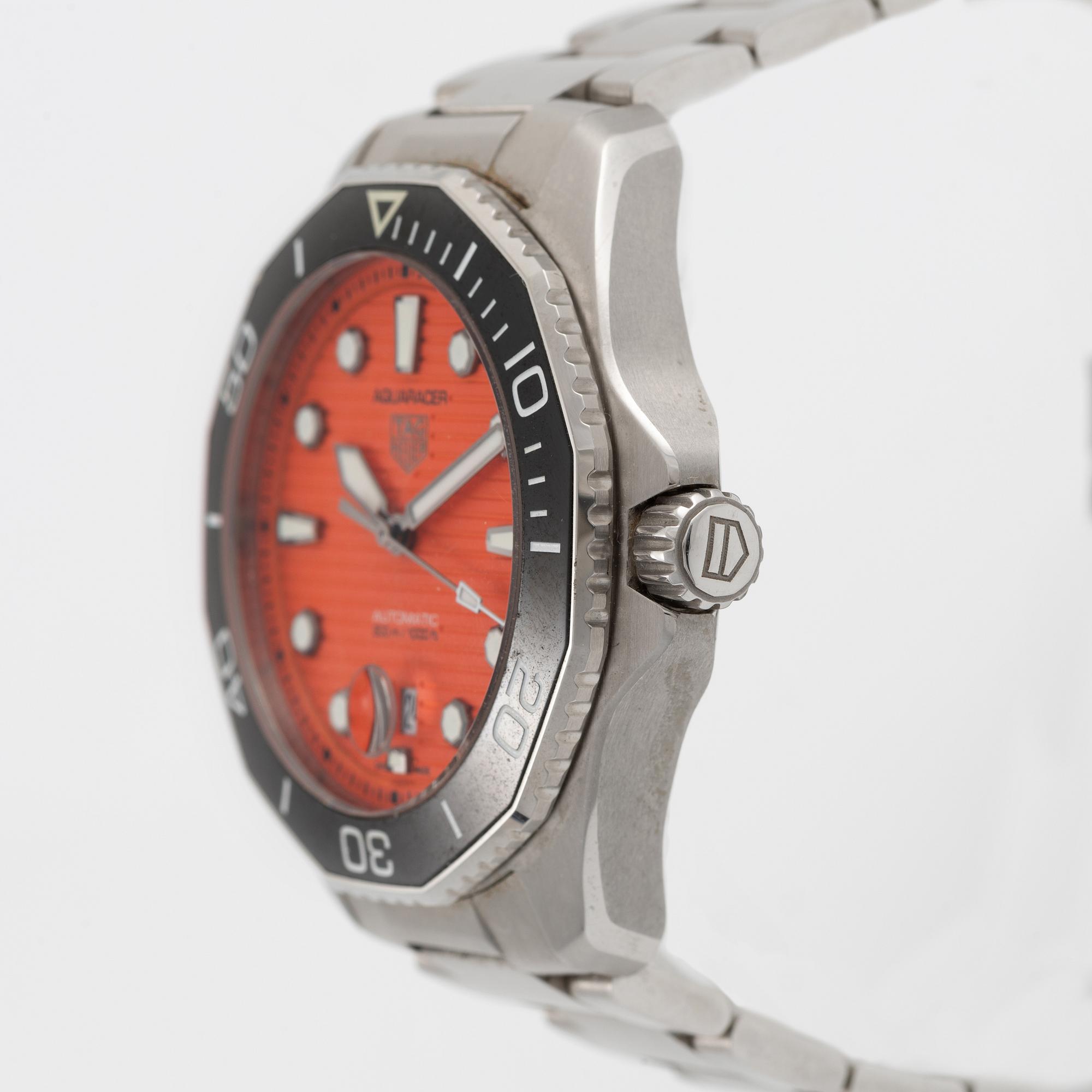TAG Heuer, Aquaracer, Professional 300, Orange Diver, wristwatch, 43 mm.