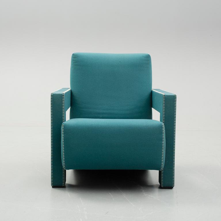 GERRIT T RIETVELD, "Utrecht",  Cassina, fåtölj.