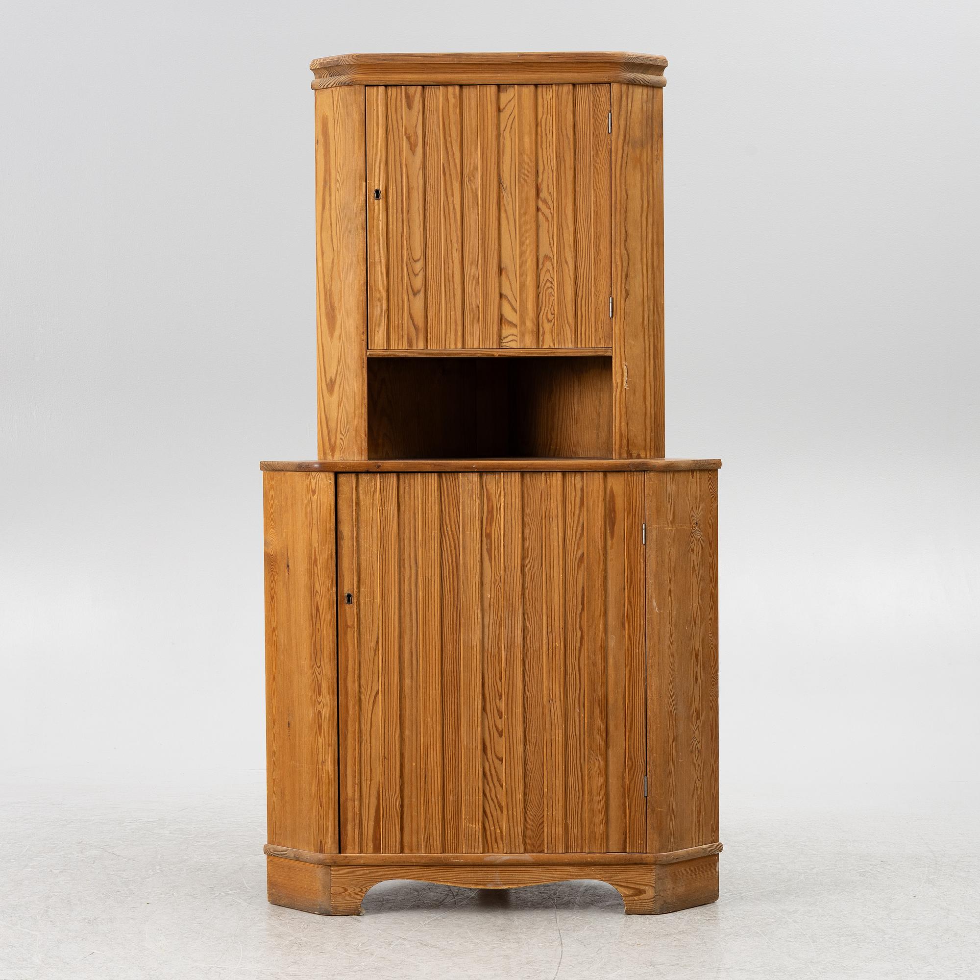 Göran Malmvall, a corner cabinet model "809" from the "Svensk Fur" series, Karl Andersson & Söner, Huskvarna, 1950s.
