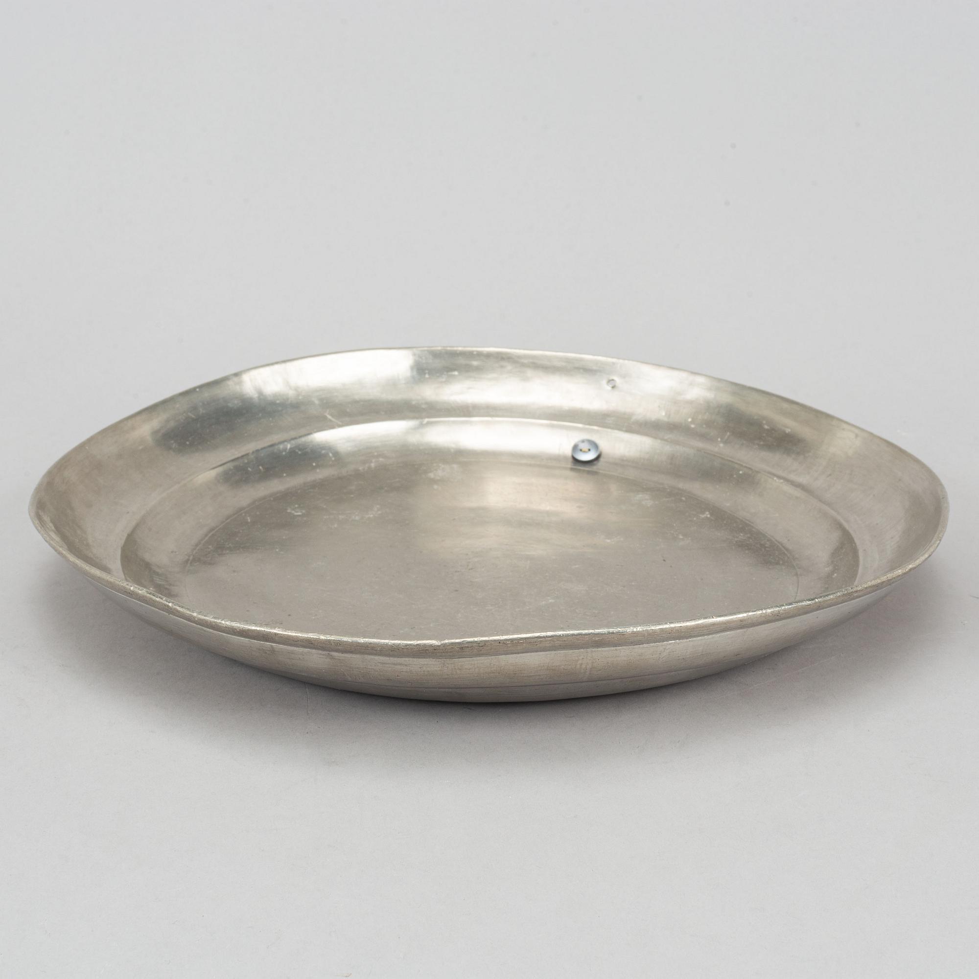 5 fat, bl.a. Jonas Thoreson Törngren, Göteborg, 1772, samt 3 stop , tenn, 1800-tal.