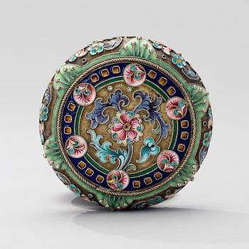 BOX, silver and enamel, Moscow, ca 1910, 11th Artel.