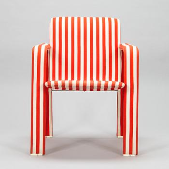 Antti Nurmesniemi, a 1980s armchair for Artek.