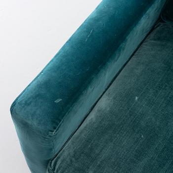 Josef Frank, a model 3031 sofa, Firma Svenskt Tenn, AB O.H: Sjögren, 2021.