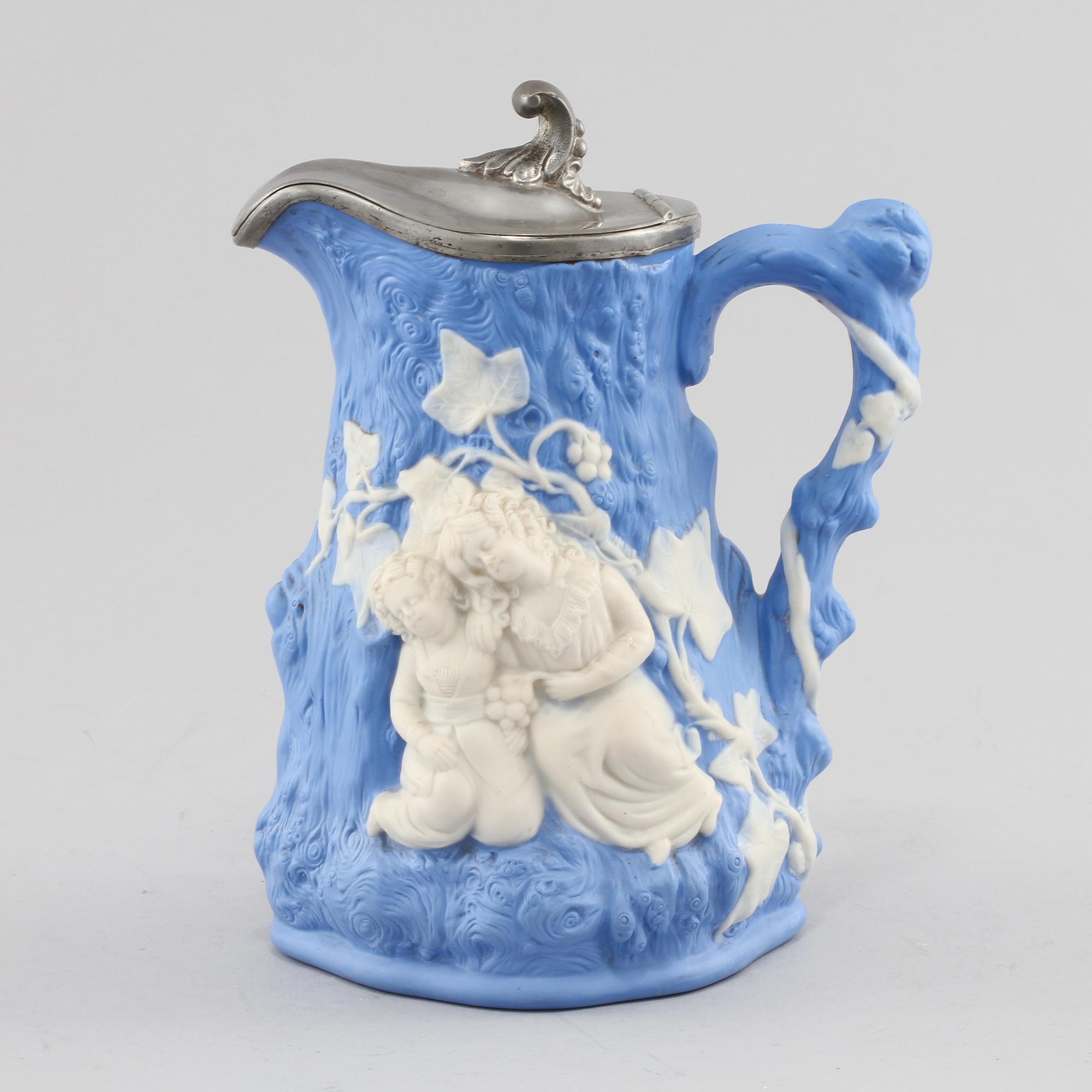 VINKANNA, jasperware, Samuel Alcock and Co, England, omkring 1800-talet mitt.