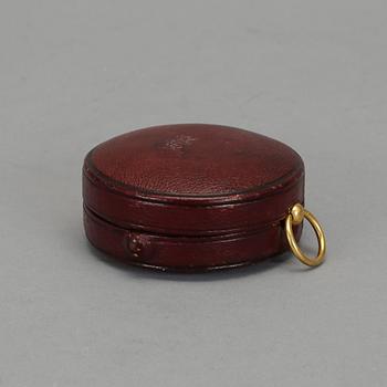 MÄTINSTRUMENT, mässing. I originaletui. Omkring 1900.