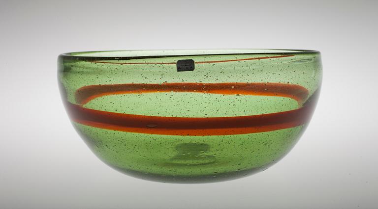 Oiva Toikka, A BOWL.