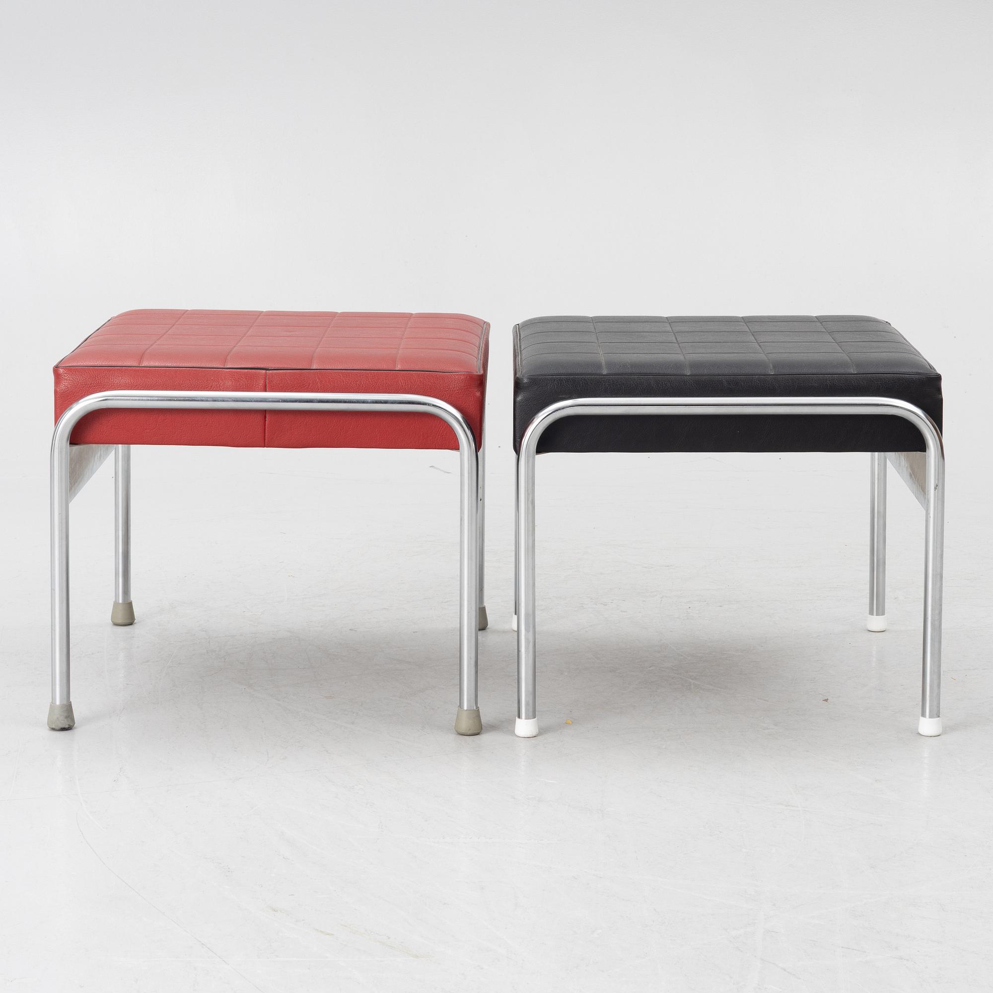 Pallar, 2 st, 1900-talets andra hälft.