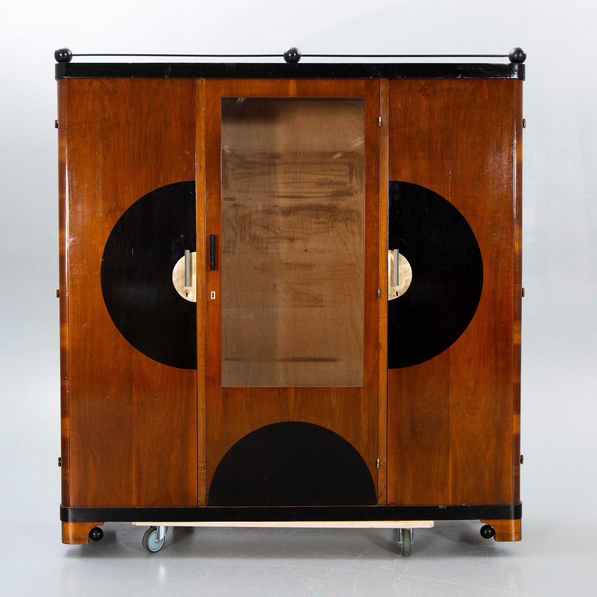 An Art Deco cabinet 1930s.