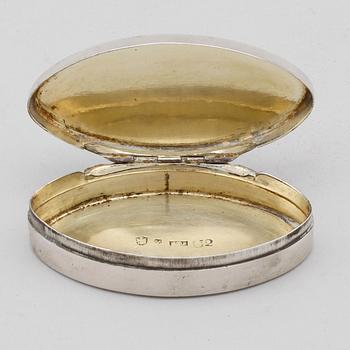 SPETSDOSA, silver, Nils Tornberg, Linköping 1802. Vikt ca 62 gram.