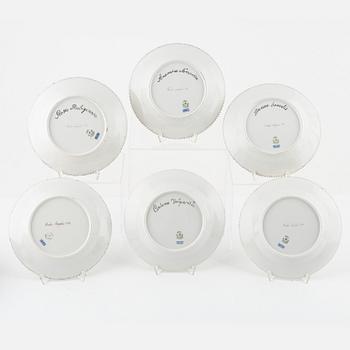 Assietter, 12 st, porslin, "Flora Danica" (Hausmålerai), Royal Copenhagen, Denmark.