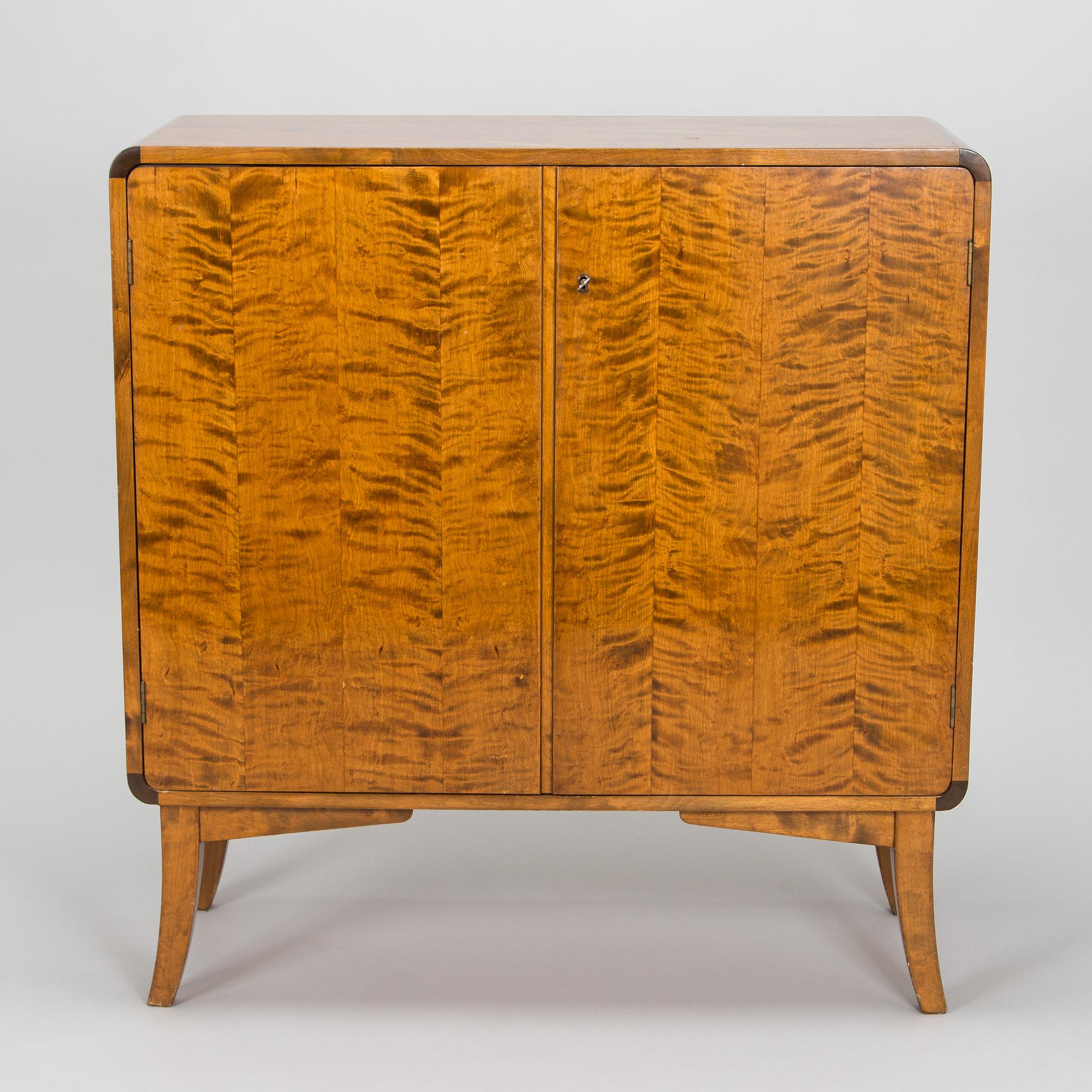 A 1940s cabinet, model 193, Asko Finland.