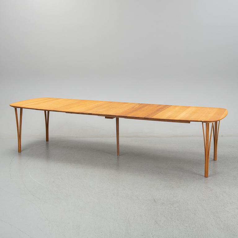 An oak 'Timeless' dining table, Haslev, Denmark.