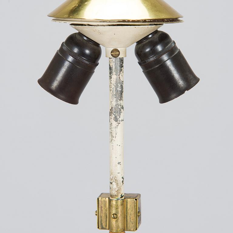 Paavo Tynell, A mid-20th Century floor lamp model 9602 for Taito, Finland.