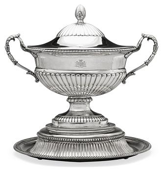 381. A TUREEN, Gotthard Stang, St Petersburg 1818. Assay master Alexander Jashinkov.