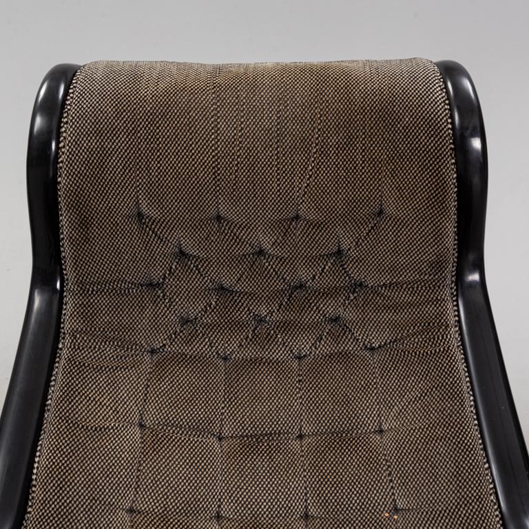 Alf Svensson & Yngve Sandström, a set of three 'Galaxy' easychairs for Dux.