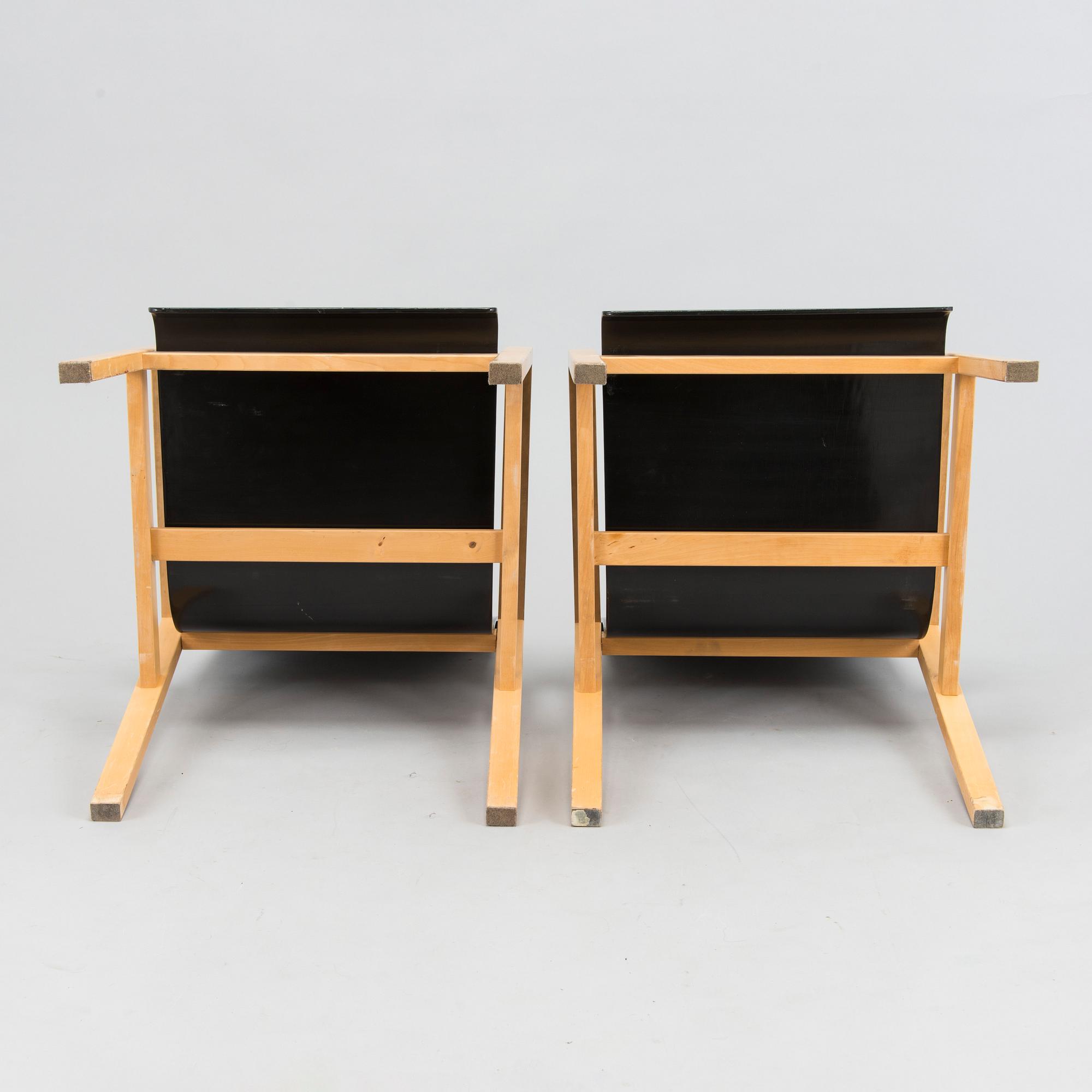 lvar Aalto, a pair of '403' armchairs for Artek.