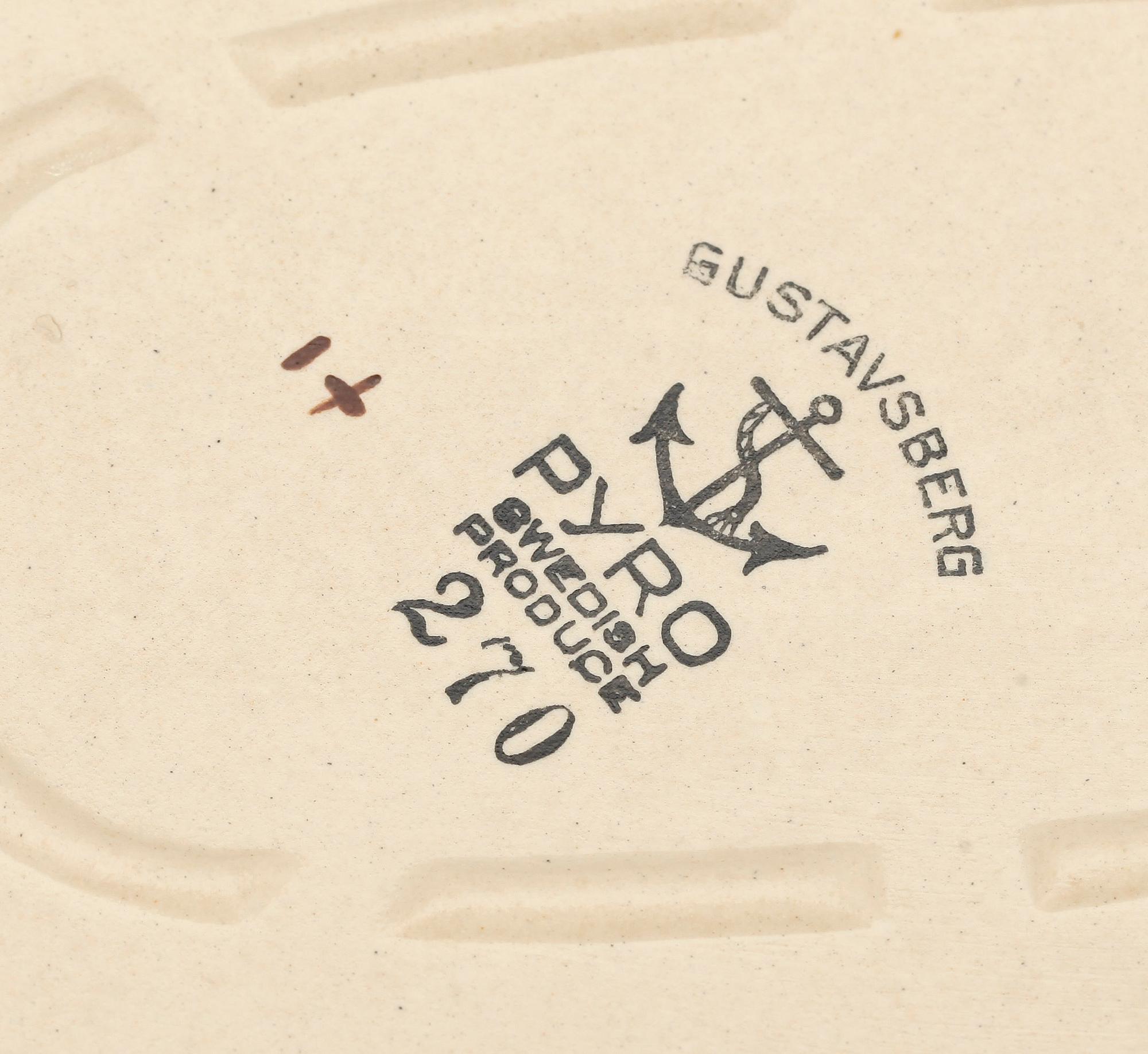 SERVISDELAR, 3 st, "Pyro Brun", Wilhelm Kåge, Gustavsberg.