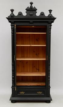 KLÄDSKÅP, 1800-talets andra hälft.