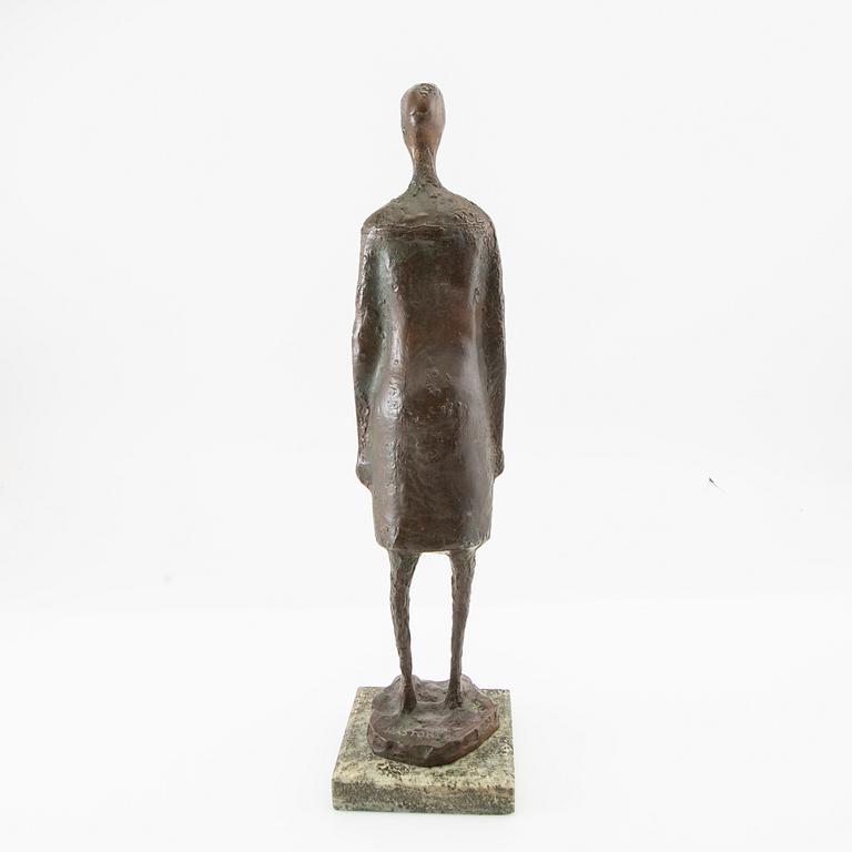 Hjalmar Råstorp, skulptur stående modell.