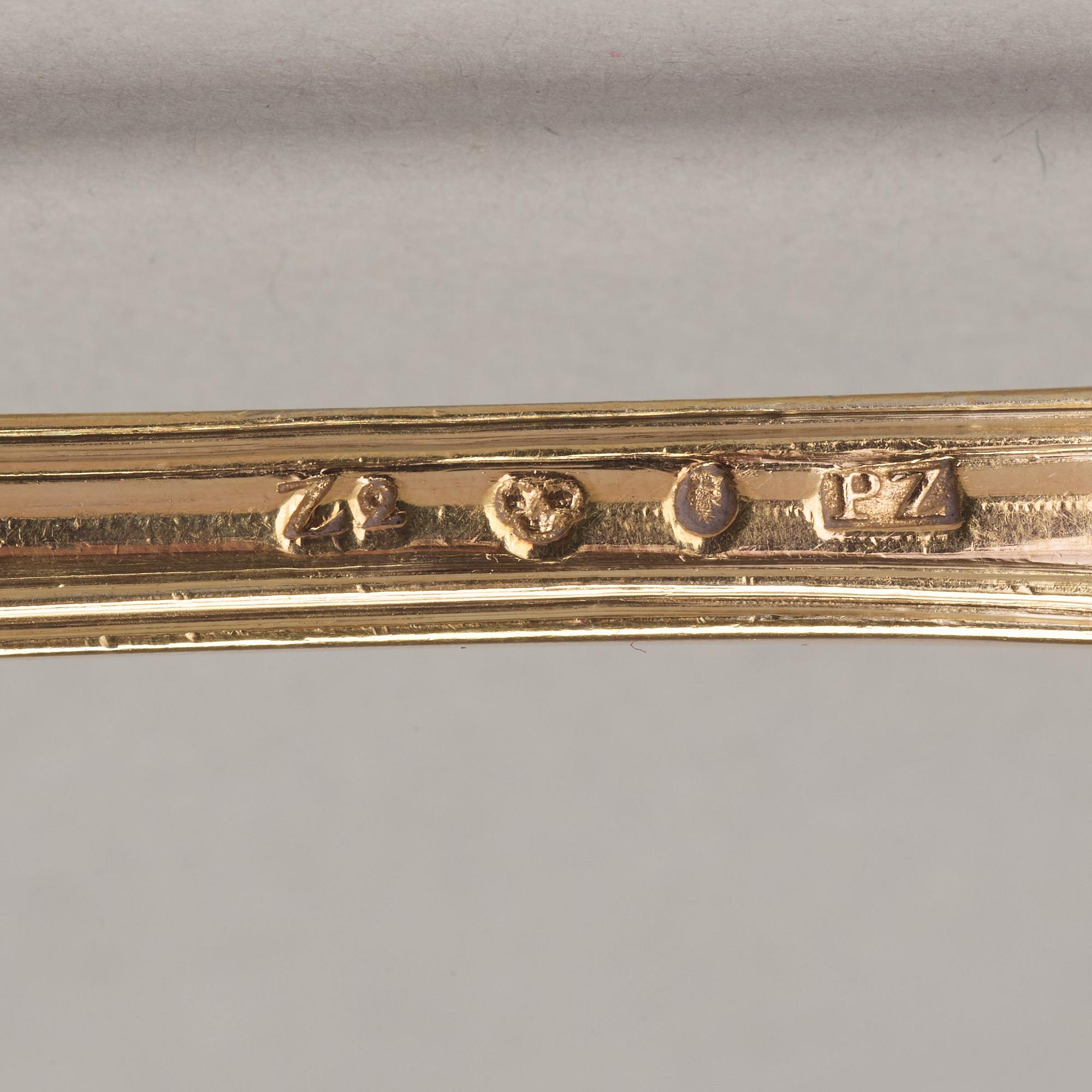 Pehr Zethelius och Gustaf Folcker, dessertbestick, 24 delar snarlika, (12+12), förgyllt silver, Stockholm 1806 och 1826.
