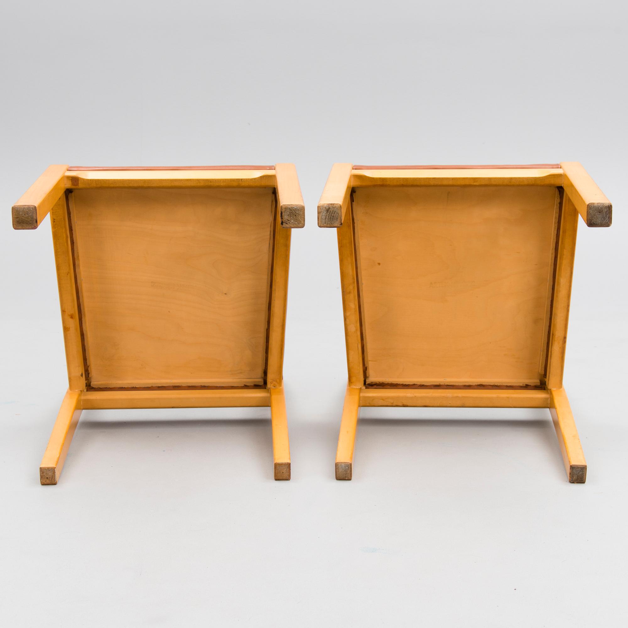 AINO AALTO, STOLAR, ett par, 615, Artek, 1900-talets mitt.