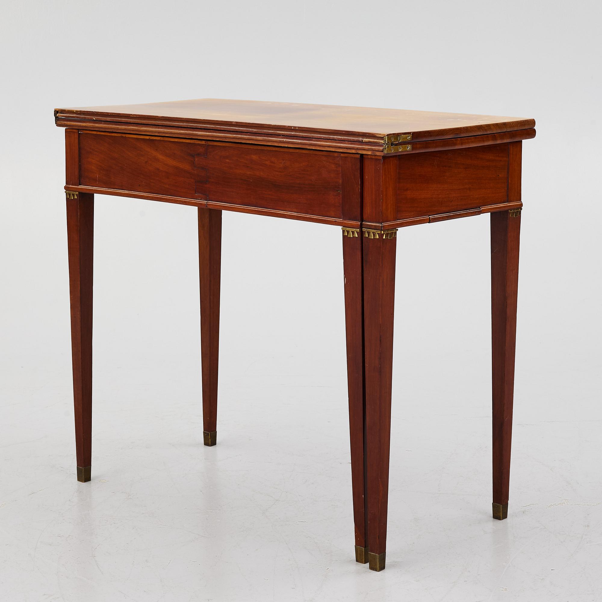 Spelbord, sengustavianskt, omkring år 1800.