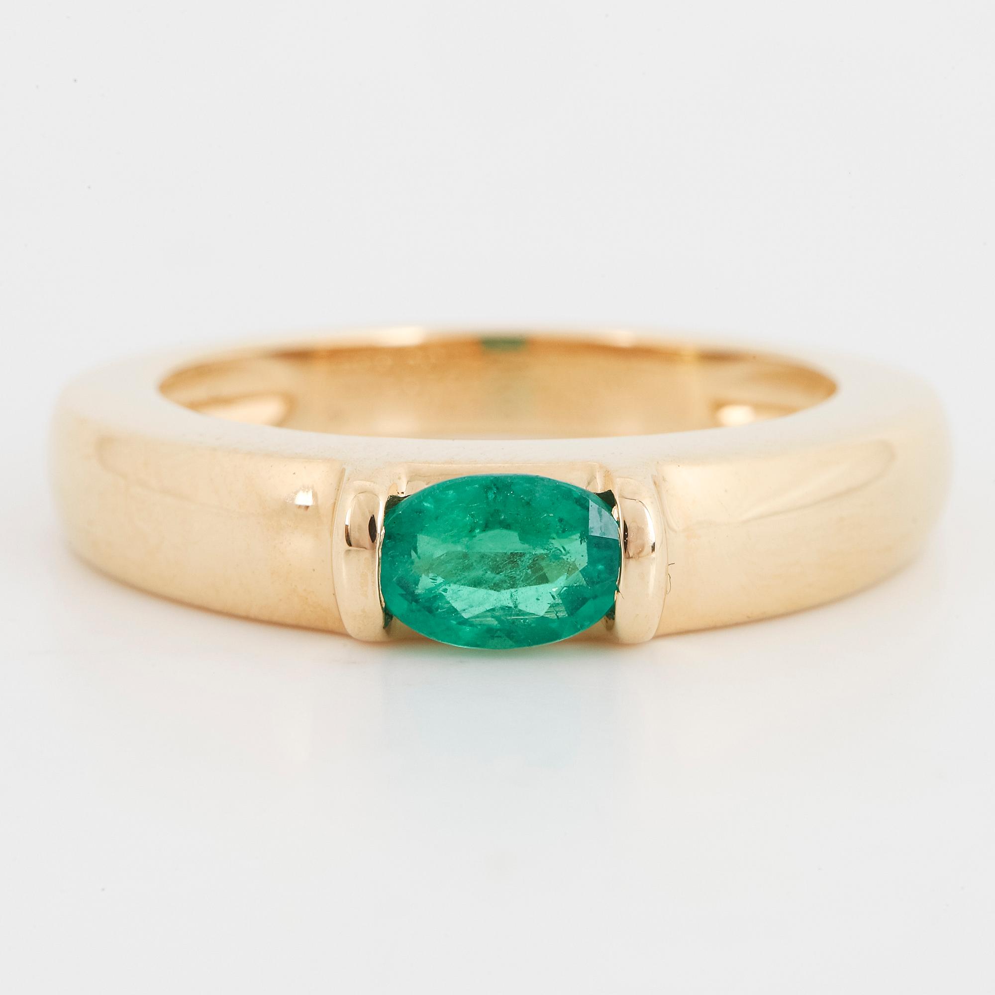 Chaumet emerald ring. Bukowskis