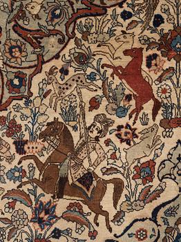 MATTO, semi-antique Tabriz figural, ca 400 x 298,5 cm.