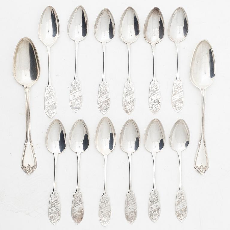 A set of Swedish silver spoons, Haparanda 1904-1906 (14 pieces).