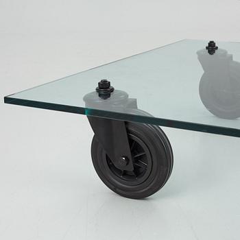 Gae Aulenti, soffbord, "Tavolo con Ruote", Fontana Arte, Italien.