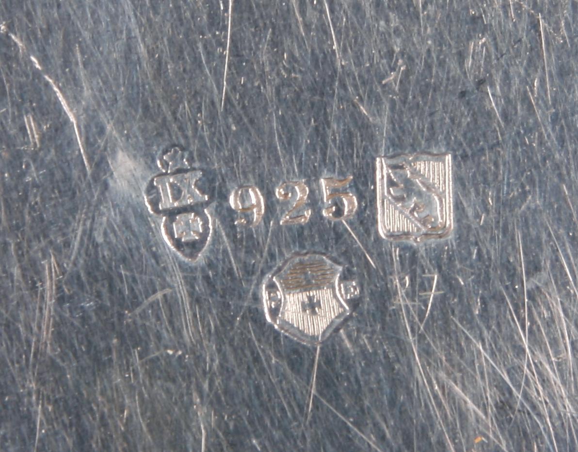 BRICKOR samt FAT, 4 st, silver. Bl a Tyskland, 1900-tal. Ca 1585 g.