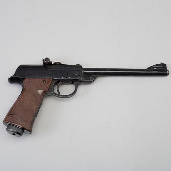 Air pistol, a .177 (4.5mm) Walther 'LP MOD.53' serial no 010950.