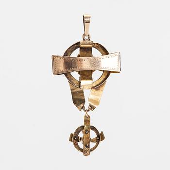 A 14K gold pendant, cultured pearls, enamel, and rose-cut diamonds.