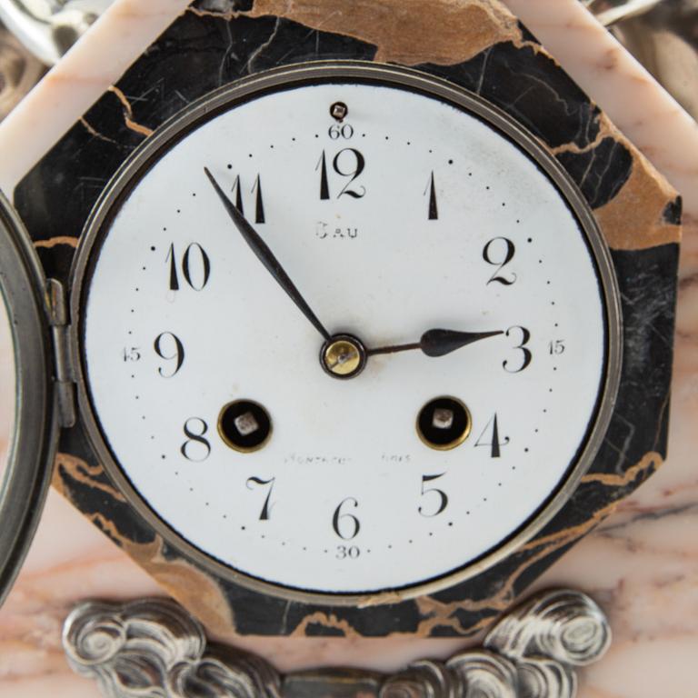 Table garniture 3 dlr Art Deco first half of the 20th century.