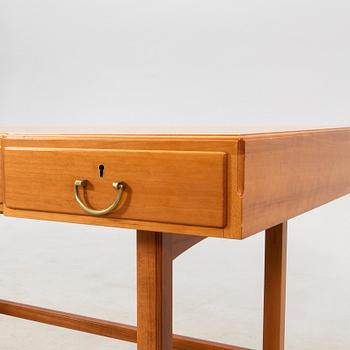 Josef Frank, desk, "Schatullskrivbordet", model 1022, AB Eriksson & Sons for Firma Svenskt Tenn, post 1985.