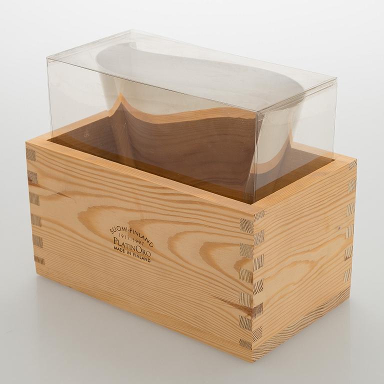 Pekka Piekäinen, vas, sterlingsilver, "Finlandia", Platinoro, Åbo.