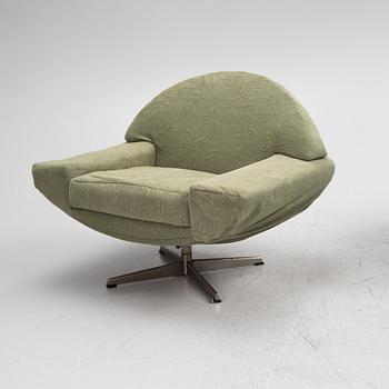 Johannes Andersen, sofa and armchair, "Capri", Trensum, second half of the 20th century.