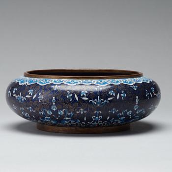 A large Chinese cloisonné censer, early 20th Century.