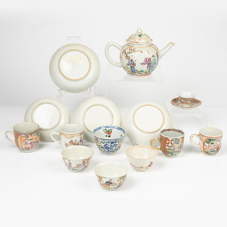 Chinese porcelain, 18th-19th Century.