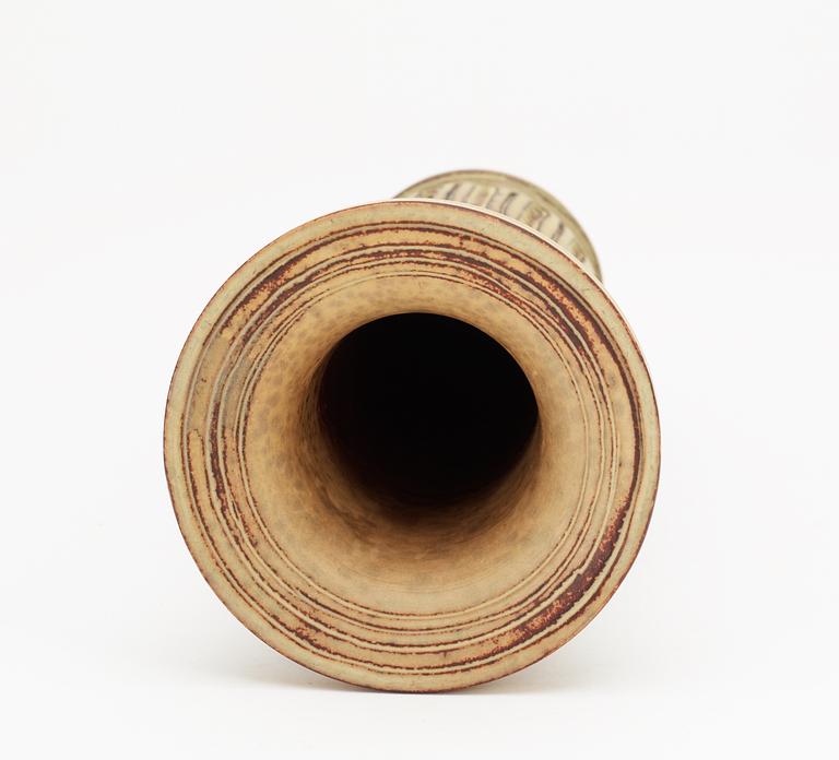 A Wilhelm Kåge 'Farsta' stoneware vase, Gustavsberg studio 1949.