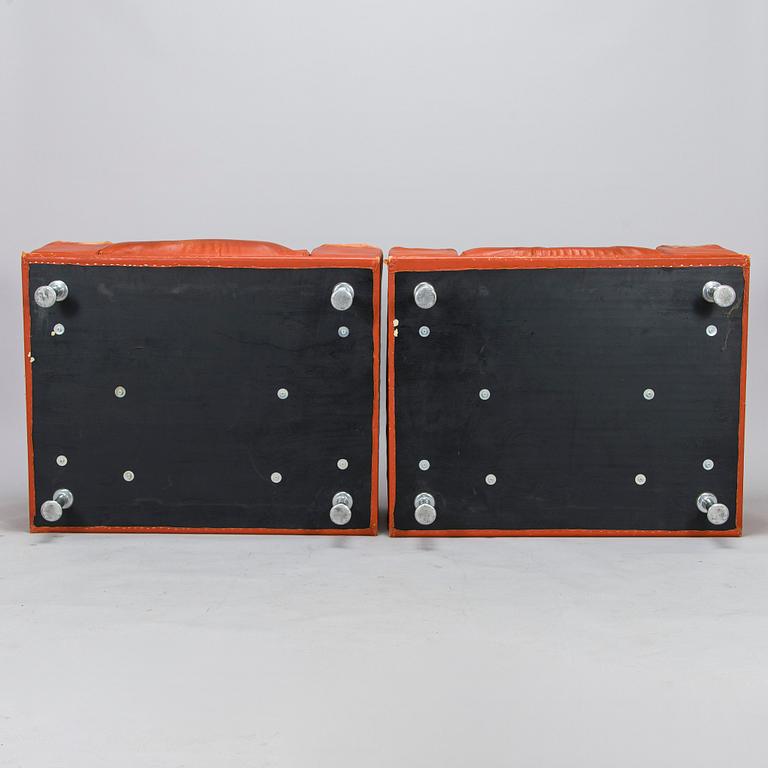 Yrjö Kukkapuro, nojatuoleja, pari, "Variaatio", tilaustyö, Haimi, 1970-luvun loppu.