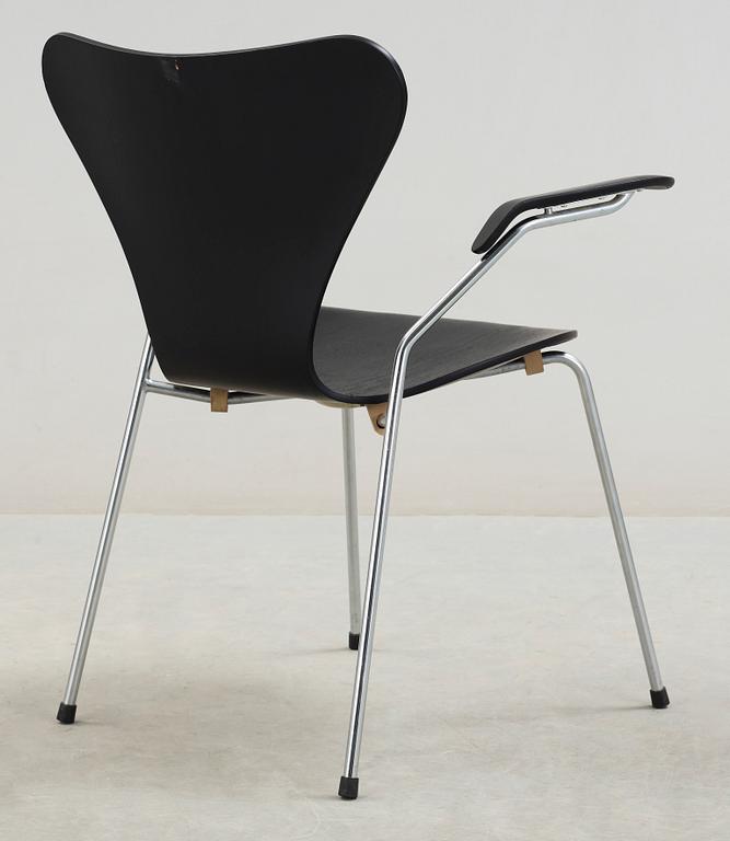 KARMSTOL, "Sjuan", Arne Jacobsen, Fritz Hansen, 1994.
