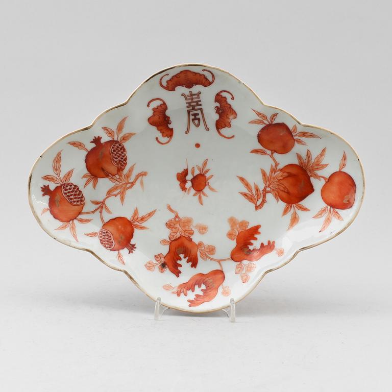 SKÅLFAT, porslin, Kina, sent 1800-/1900-tal.
