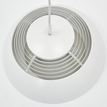 Arne Jacobsen, taklampa, "AJ Royal Pendel", Louis Poulsen, Danmark.