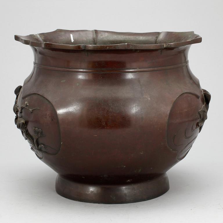 YTTERFODER, orientalisk, 1900-talets första hälft.