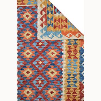 A rug, kilim, ca 168 x 124 cm.