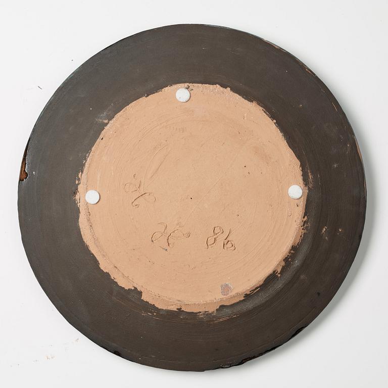 Hertha Hillfon, a glazed terracotta charger, Sweden 1998.