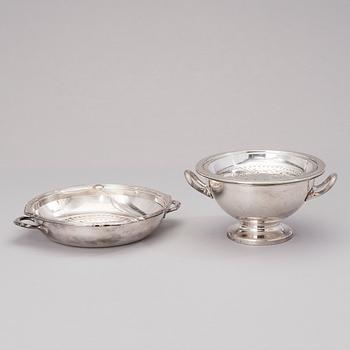 KAROTTER, 2 st, försilvrad, Mappin & Webb, England 1900-tal.