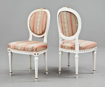 SALONGSGRUPP, 8 delar, gustaviansk stil, tidigt 1900-tal.